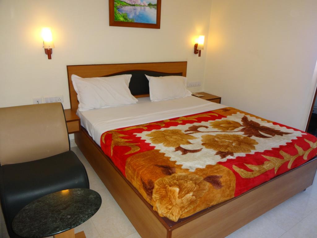Hotel Nahar Manchester Inn Coimbatore Eksteriør billede