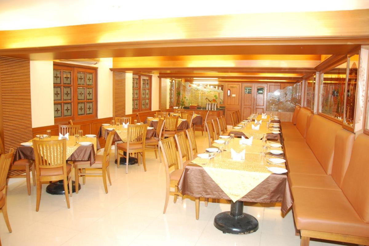 Hotel Nahar Manchester Inn Coimbatore Eksteriør billede